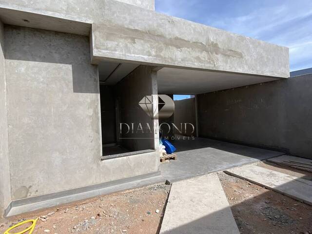 #99 - Casa para Venda em Luís Eduardo Magalhães - BA