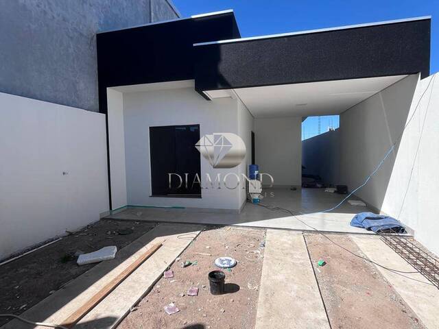 #101 - Casa para Venda em Luís Eduardo Magalhães - BA
