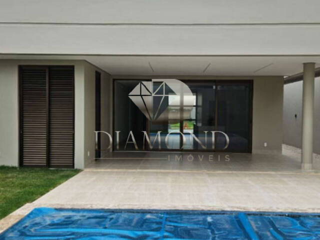 #105 - Casa para Venda em Luís Eduardo Magalhães - BA