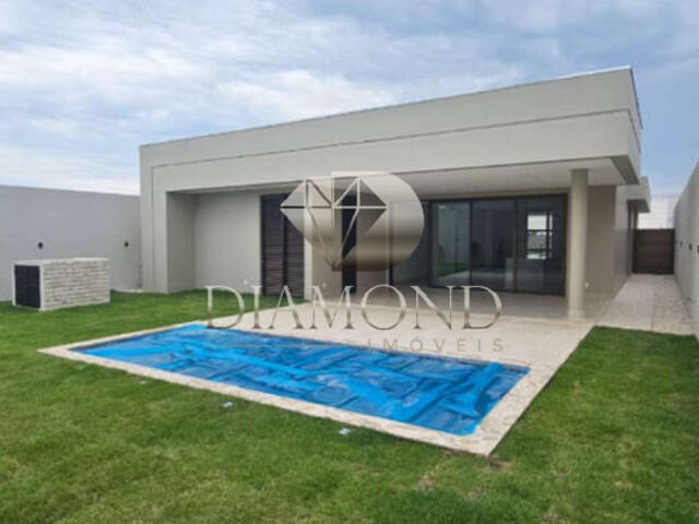 #105 - Casa para Venda em Luís Eduardo Magalhães - BA