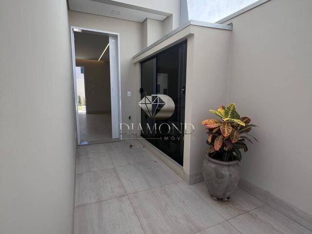 #022 - Casa para Venda em Luís Eduardo Magalhães - BA