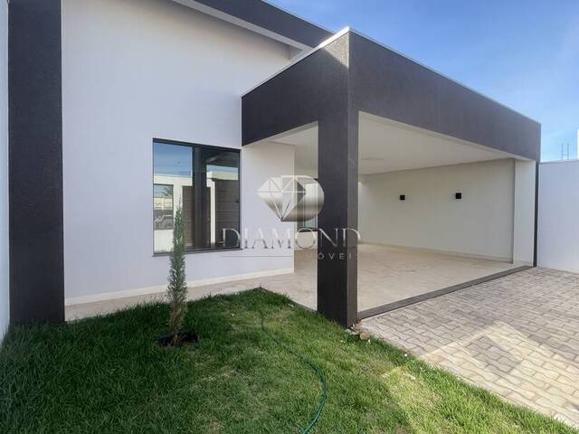 #121 - Casa para Venda em Luís Eduardo Magalhães - BA