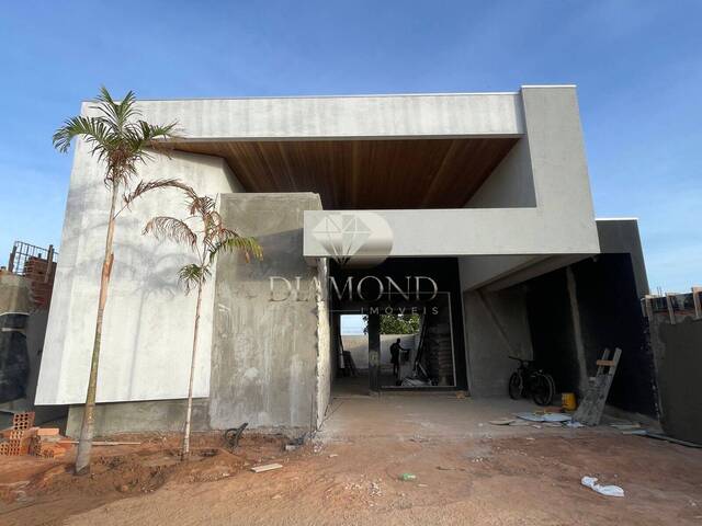 #124 - Casa para Venda em Luís Eduardo Magalhães - BA