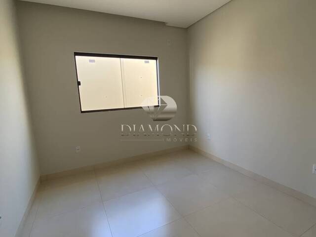 #011 - Casa para Venda em Luís Eduardo Magalhães - BA