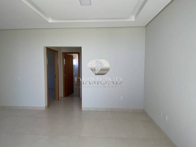 #011 - Casa para Venda em Luís Eduardo Magalhães - BA