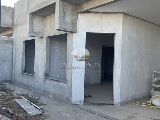 #185 - Casa para Venda em Luís Eduardo Magalhães - BA