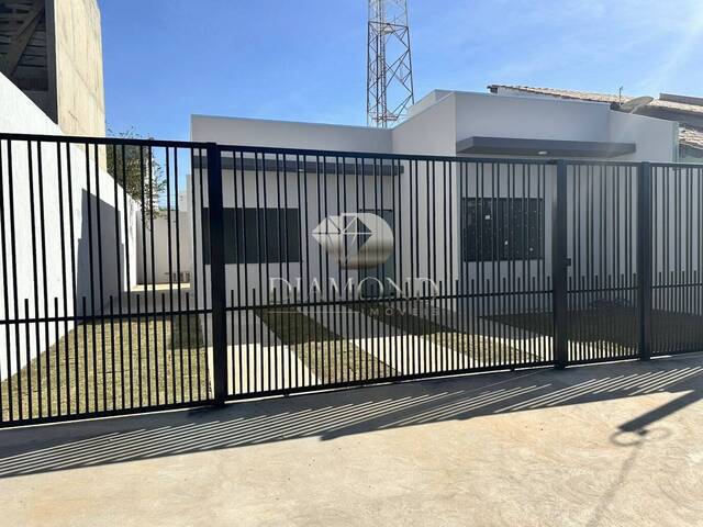 #201 - Casa para Venda em Luís Eduardo Magalhães - BA