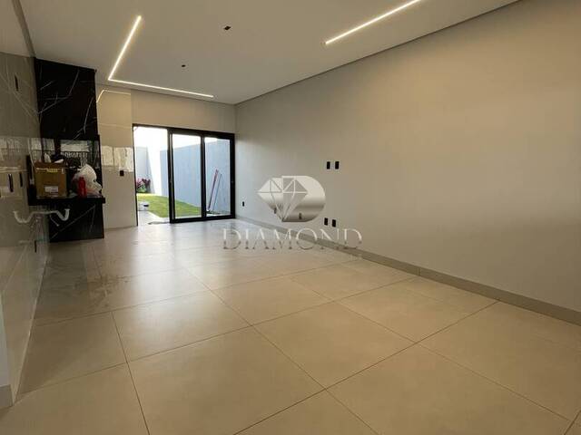 #209 - Casa para Venda em Luís Eduardo Magalhães - BA