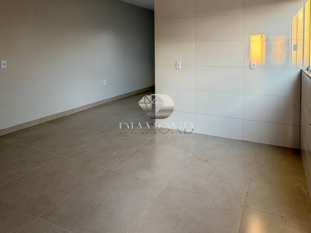 #078 - Casa para Venda em Luís Eduardo Magalhães - BA