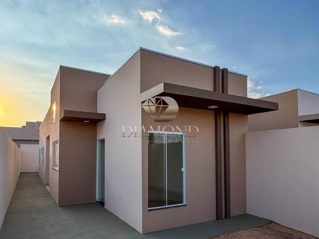 #078 - Casa para Venda em Luís Eduardo Magalhães - BA