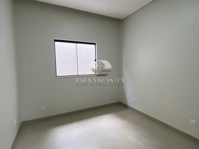 #219 - Casa para Venda em Luís Eduardo Magalhães - BA