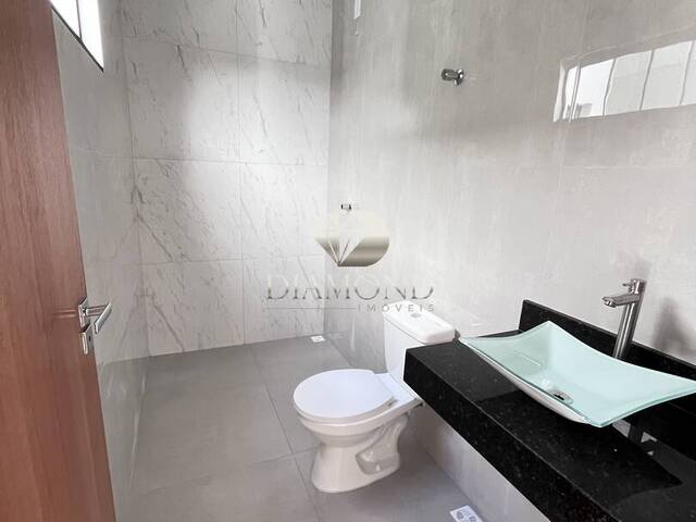 #221 - Casa para Venda em Luís Eduardo Magalhães - BA