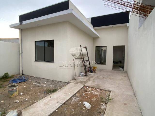 #248 - Casa para Venda em Luís Eduardo Magalhães - BA