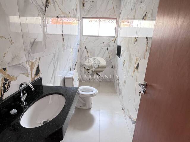 #071 - Casa para Venda em Luís Eduardo Magalhães - BA