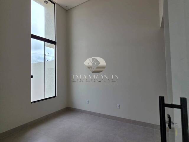 #254 - Casa para Venda em Luís Eduardo Magalhães - BA