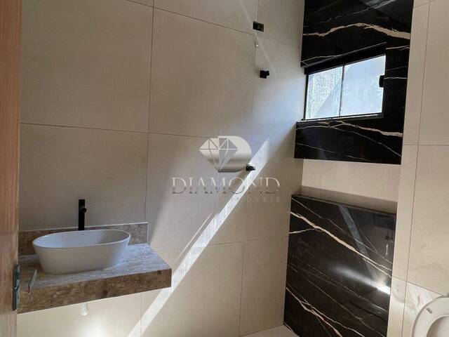 #060 - Casa para Venda em Luís Eduardo Magalhães - BA