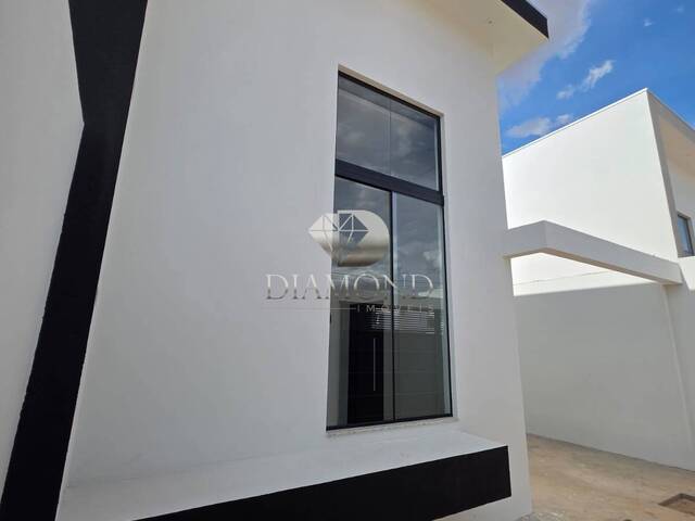 #260 - Casa para Venda em Luís Eduardo Magalhães - BA