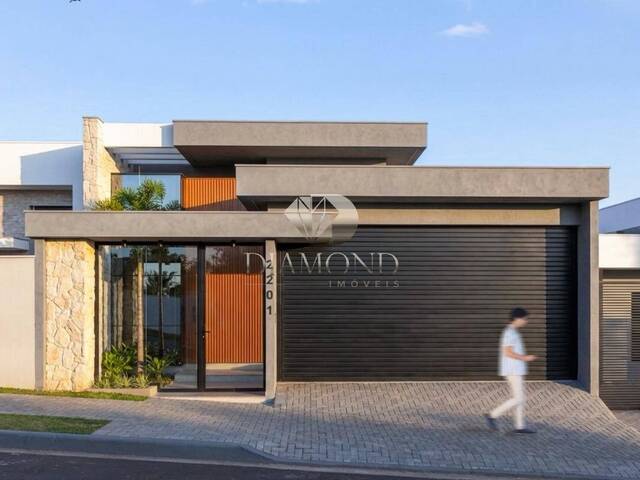 #265 - Casa para Venda em Luís Eduardo Magalhães - BA