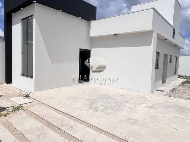 #054 - Casa para Venda em Luís Eduardo Magalhães - BA