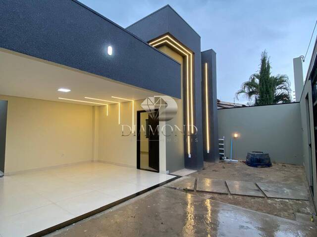 #061 - Casa para Venda em Luís Eduardo Magalhães - BA