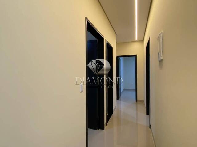 #061 - Casa para Venda em Luís Eduardo Magalhães - BA