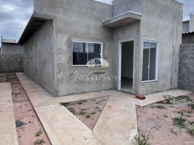 #289 - Casa para Venda em Luís Eduardo Magalhães - BA