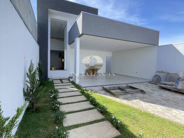#03 - Casa para Venda em Luís Eduardo Magalhães - BA