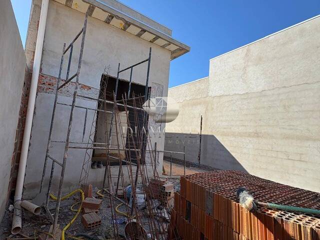 #296 - Casa para Venda em Luís Eduardo Magalhães - BA