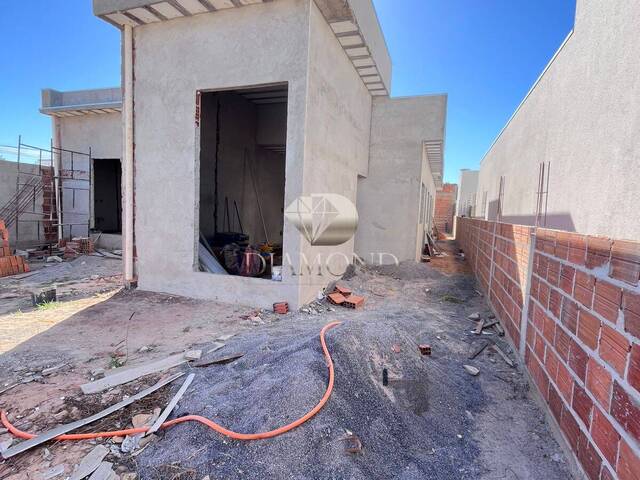 #297 - Casa para Venda em Luís Eduardo Magalhães - BA