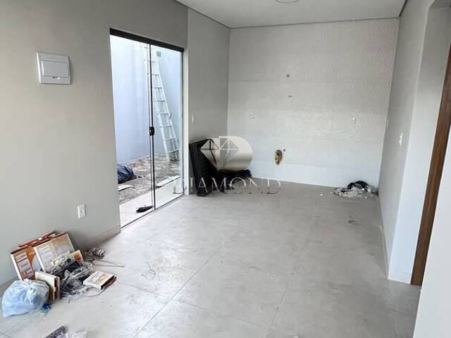 #302 - Casa para Venda em Luís Eduardo Magalhães - BA
