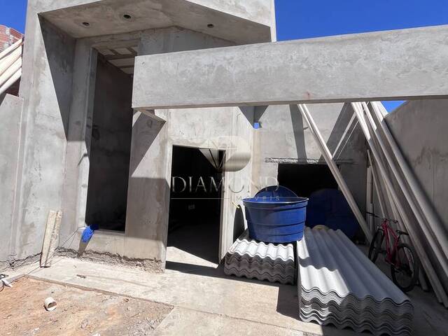#049 - Casa para Venda em Luís Eduardo Magalhães - BA