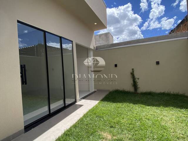 #056 - Casa para Venda em Luís Eduardo Magalhães - BA