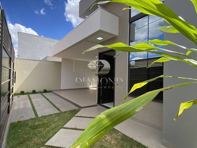 #056 - Casa para Venda em Luís Eduardo Magalhães - BA