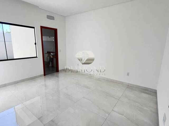 Casa para Venda em Luís Eduardo Magalhães - 2