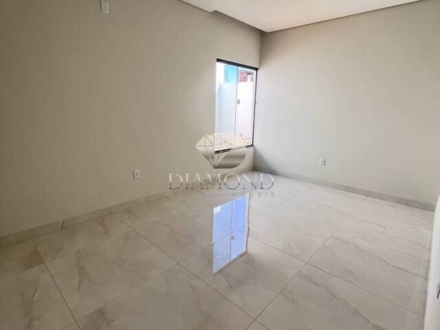 Casa para Venda em Luís Eduardo Magalhães - 2