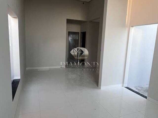 Casa para Venda em Luís Eduardo Magalhães - 2