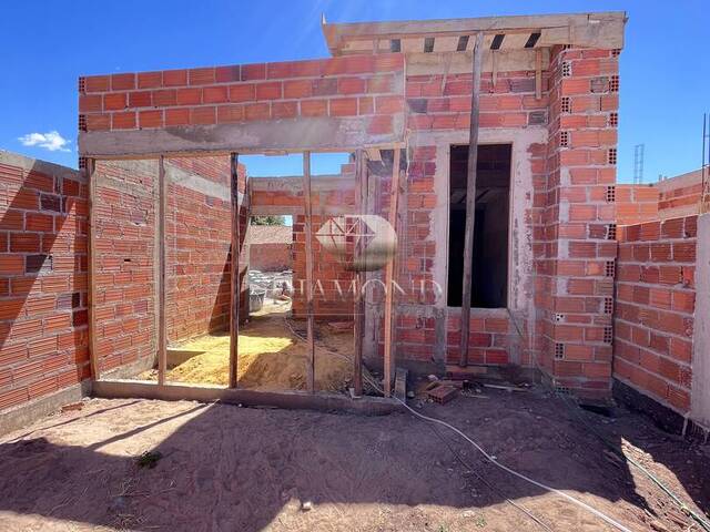 #425 - Casa para Venda em Luís Eduardo Magalhães - BA - 1