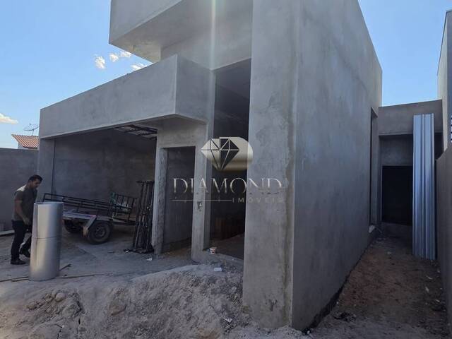 #171 - Casa para Venda em Luís Eduardo Magalhães - BA - 2