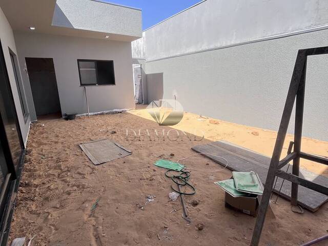 #460 - Casa para Venda em Luís Eduardo Magalhães - BA